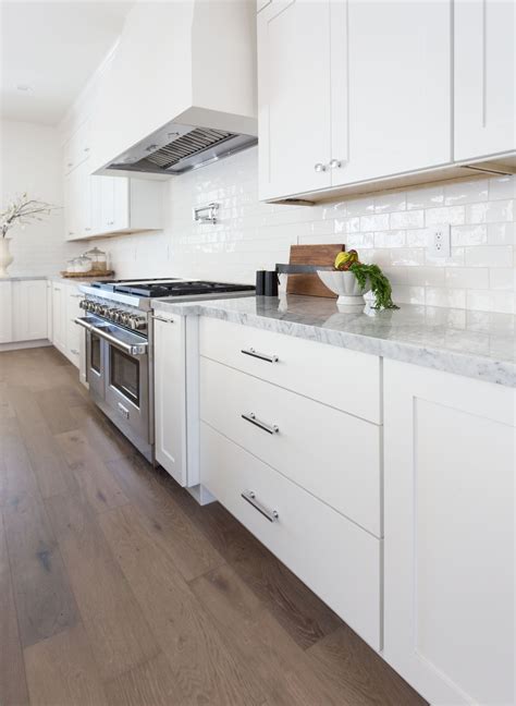 stainless steel backsplash tiles with white cabinets|backsplash white cabinets countertops.